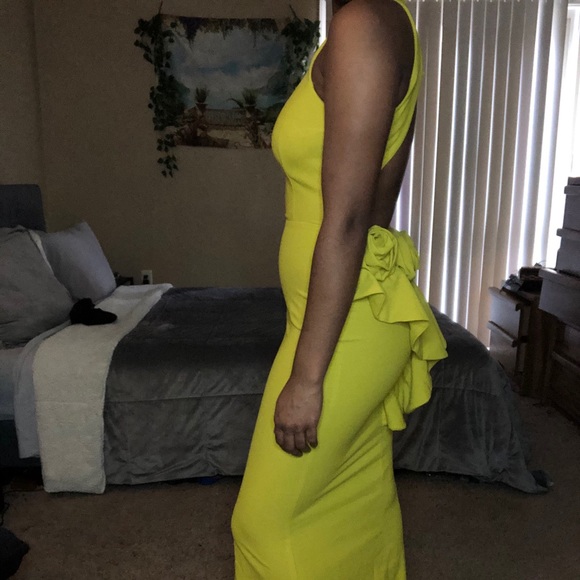 Yellow Dress Long - Picture 4 of 8